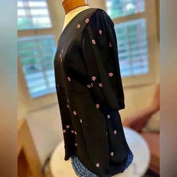 Park & Fifth strapless one shoulder dress. This is classy and sophisticated. - Picture 7 of 7